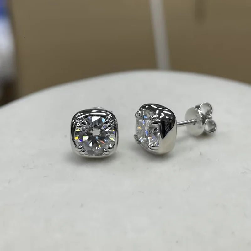 SYMI Jewel 1CT Moissanite Square Stud Earrings – 925 Sterling Silver - SYMI JEWEL