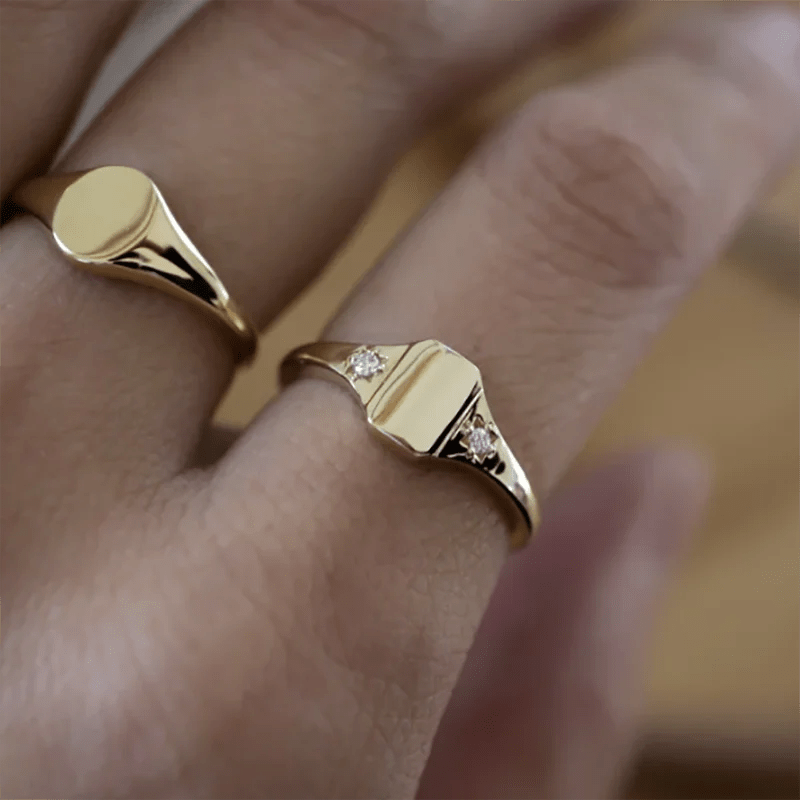 Custom Initial Signet Rings - SYMI JEWEL
custom initial signet ring
personalized gold signet ring
engraved signet ring
solid gold initial ring
PT950 platinum signet ring
Symi Jewel custom jewelry